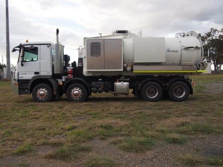 TRD1600 - 8000 Vacuum Truck