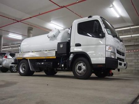 R247-4000a vacuum truck