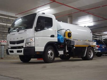 R247-4000a vacuum truck