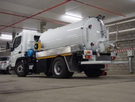 R247-4000a vacuum truck