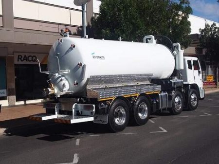 R420-15000a Vacuum Truck