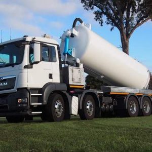 R560-14000a vacuum truck