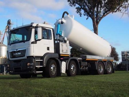 R560-14000a vacuum truck