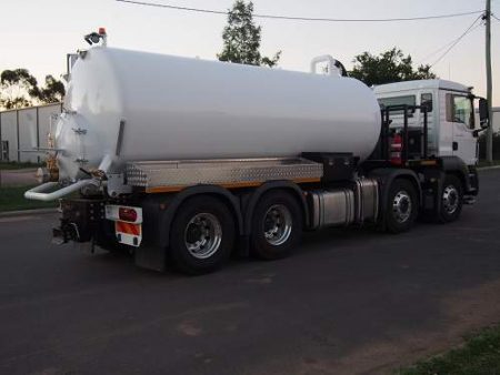 R560-14000a vacuum truck